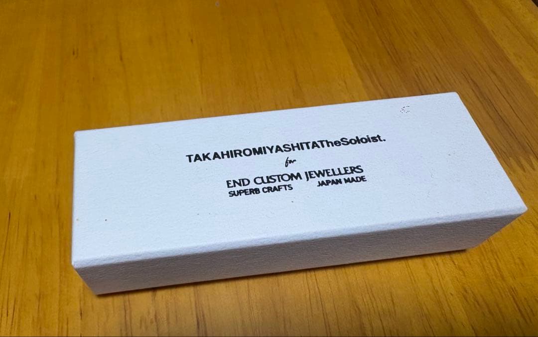 TheSoloist.×END. bone shaped pins.