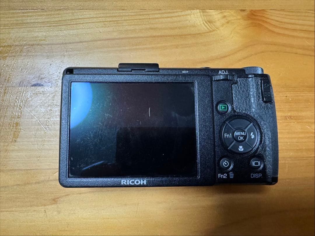 【中古品】RICOH GR DIGITAL IV （箱付き）ショット数5200回
