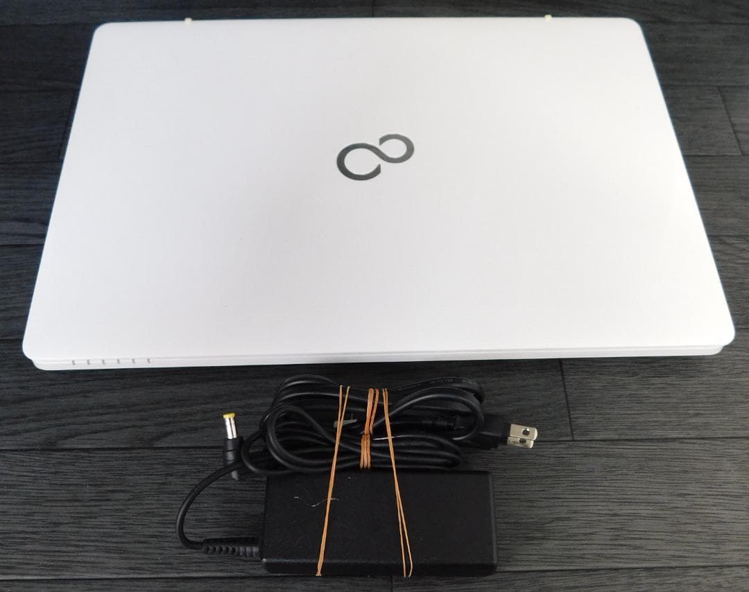 ■Windows11■Corei7■富士通ノートパソコン■SSD■103