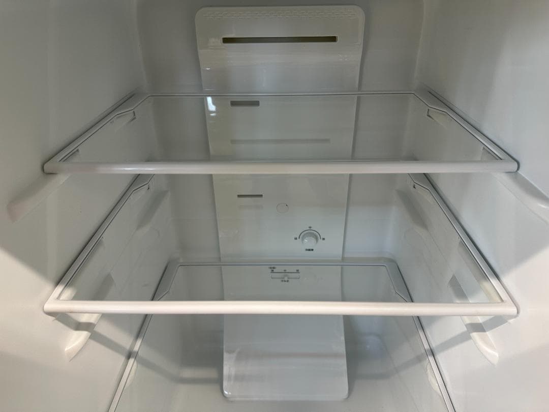 ヤマダ電機　冷凍冷蔵庫　156L　YRZ-F15J　2022年製