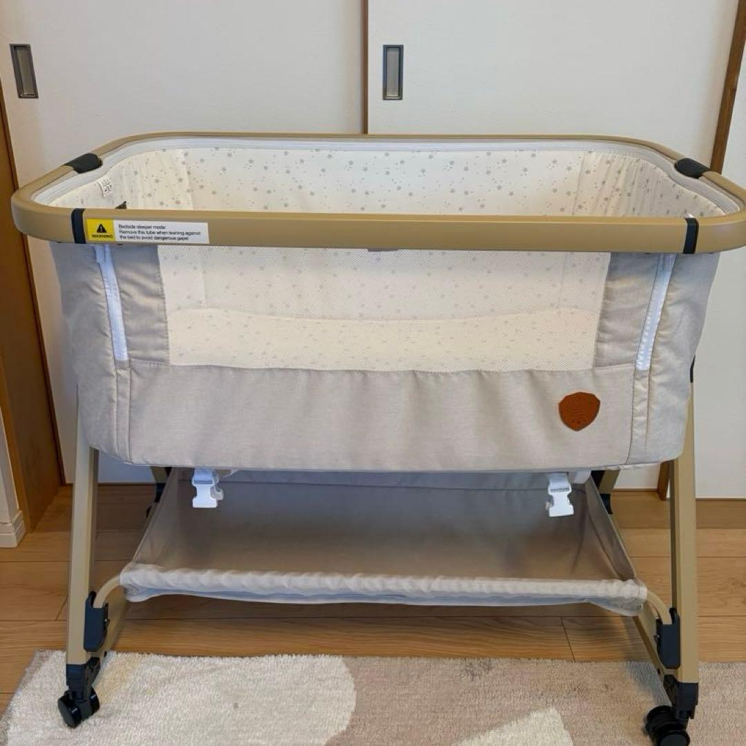 美品⭐︎HZDMJ ベビーベッド　ベージュ