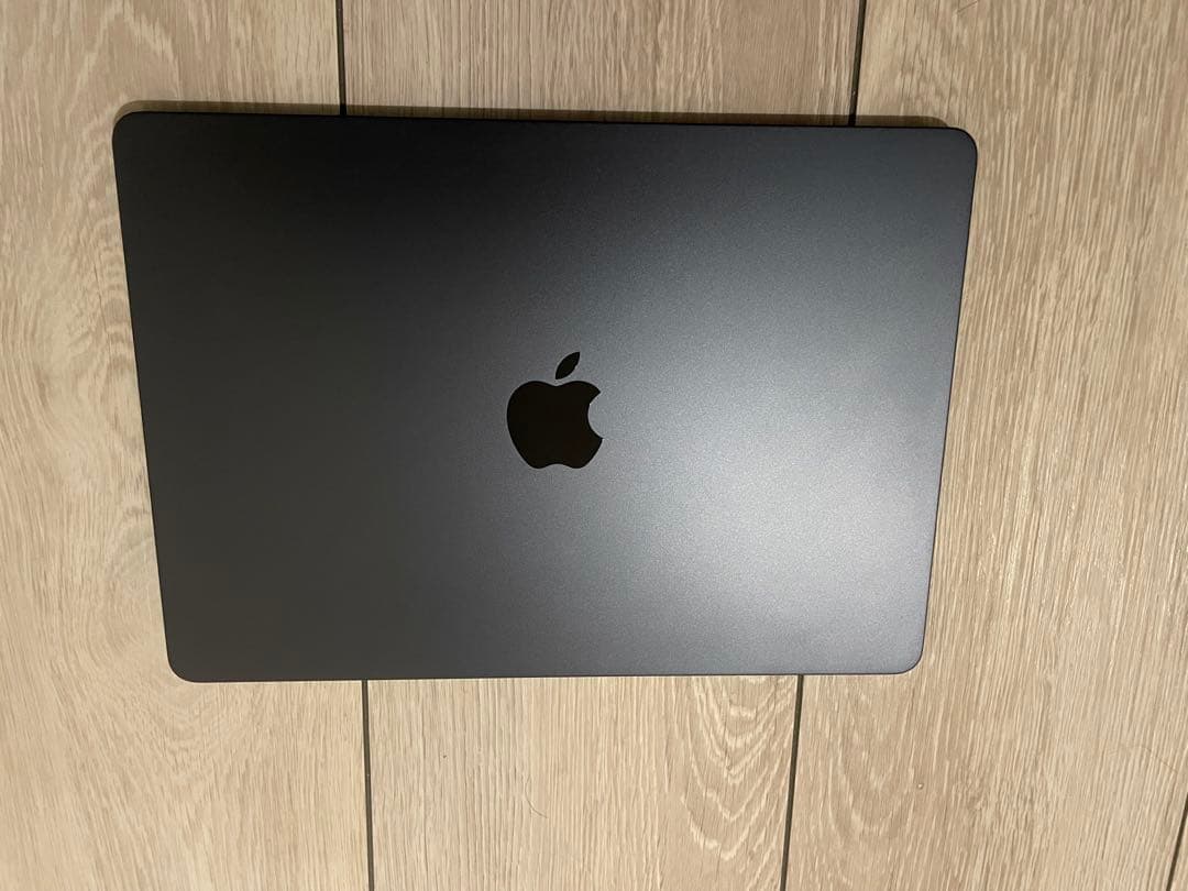 Apple MacBook Air M2 本体