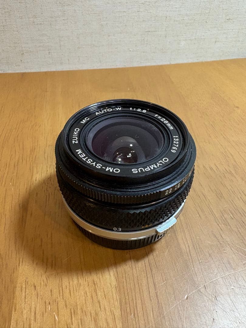 オリンパス OMSYSTEM ZUIKO AUTO-W 1:2.8 f=28mm