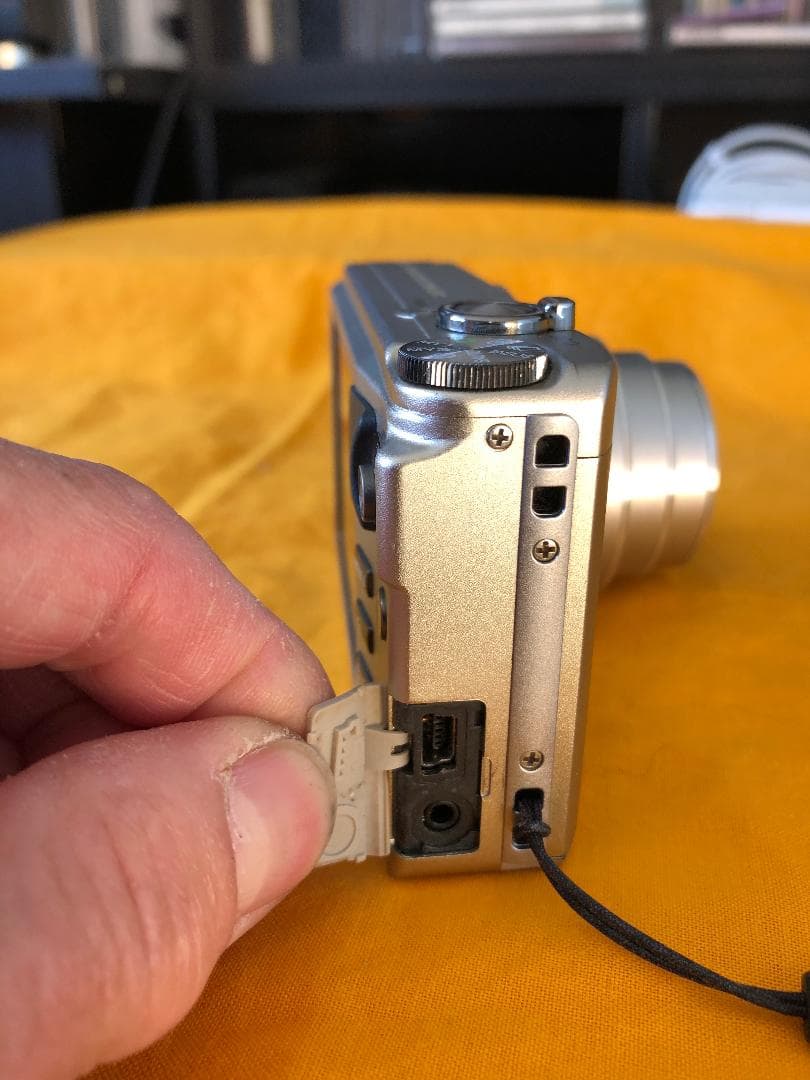 デジタルカメラ RICOH CX4