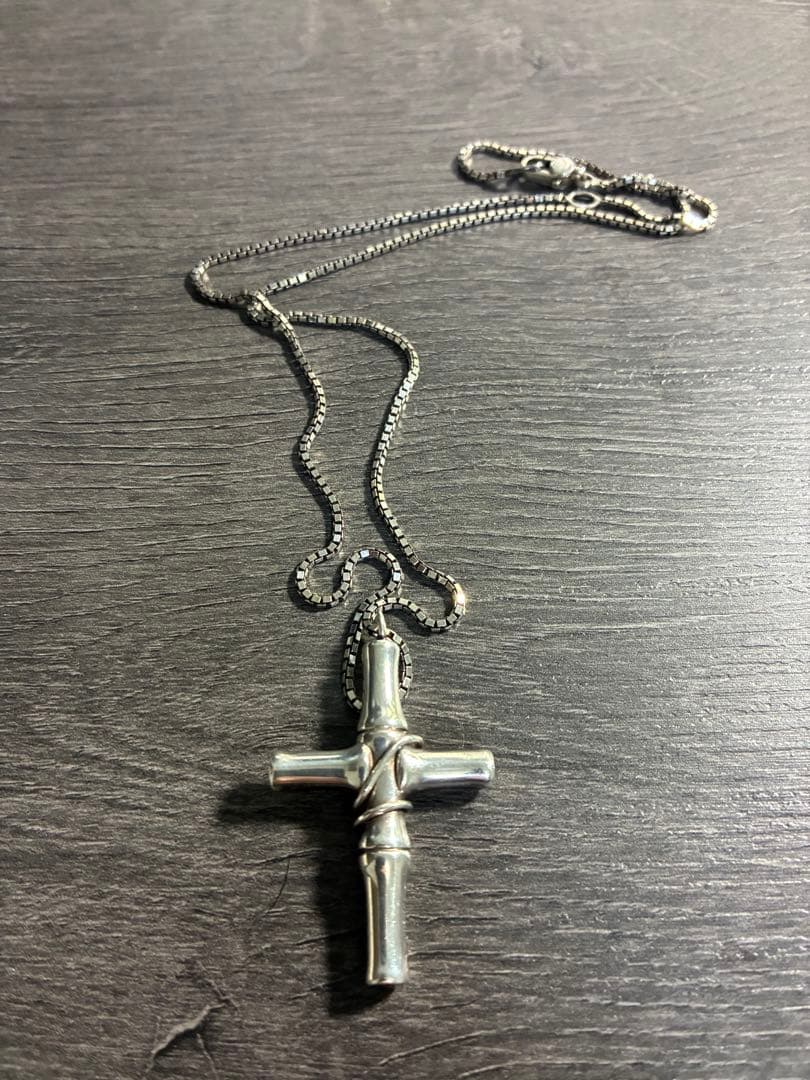 GUCCI グッチ クロスネックレス シルバー チェーンネックレス