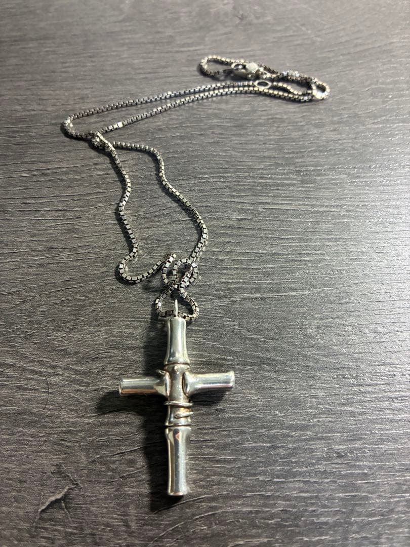 GUCCI グッチ クロスネックレス シルバー チェーンネックレス