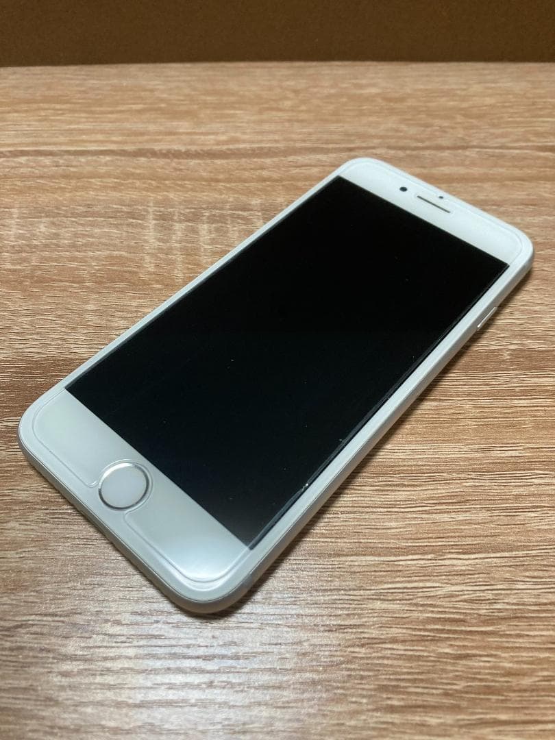 iPhone8 Silver 64GB SIMフリー
