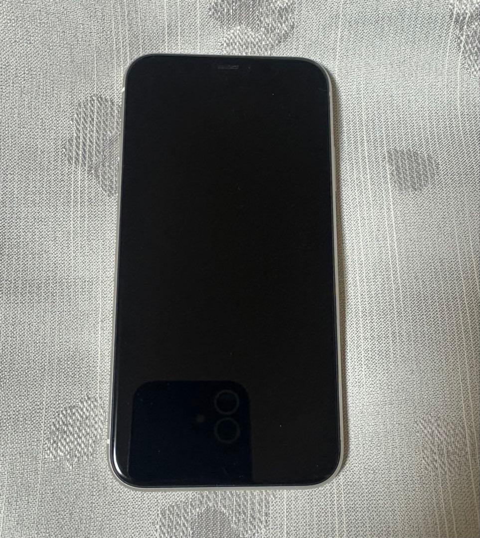 Apple iPhone11 白 64GB ジャンク品 バッテリー最大容量77%