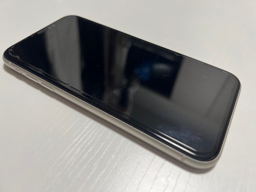 Apple iPhone11 本体