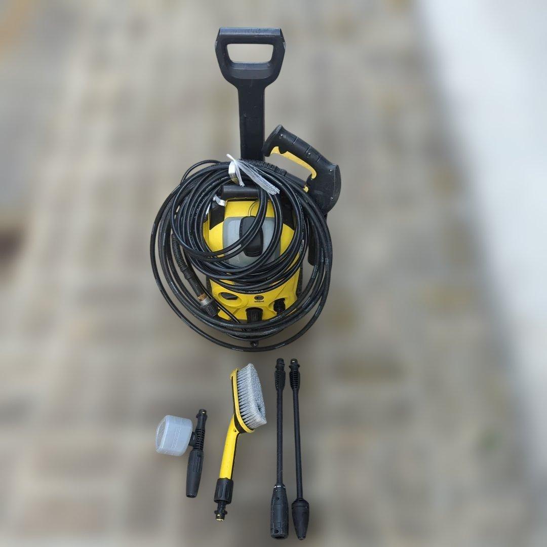 ケルヒャーｋ3.高圧洗浄機.サイレント.付属品多数✨