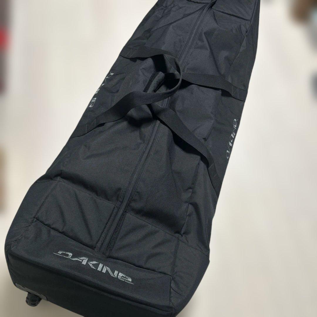 美品　ダカイン　DAKINE スノーボードバッグ 大型 キャリー