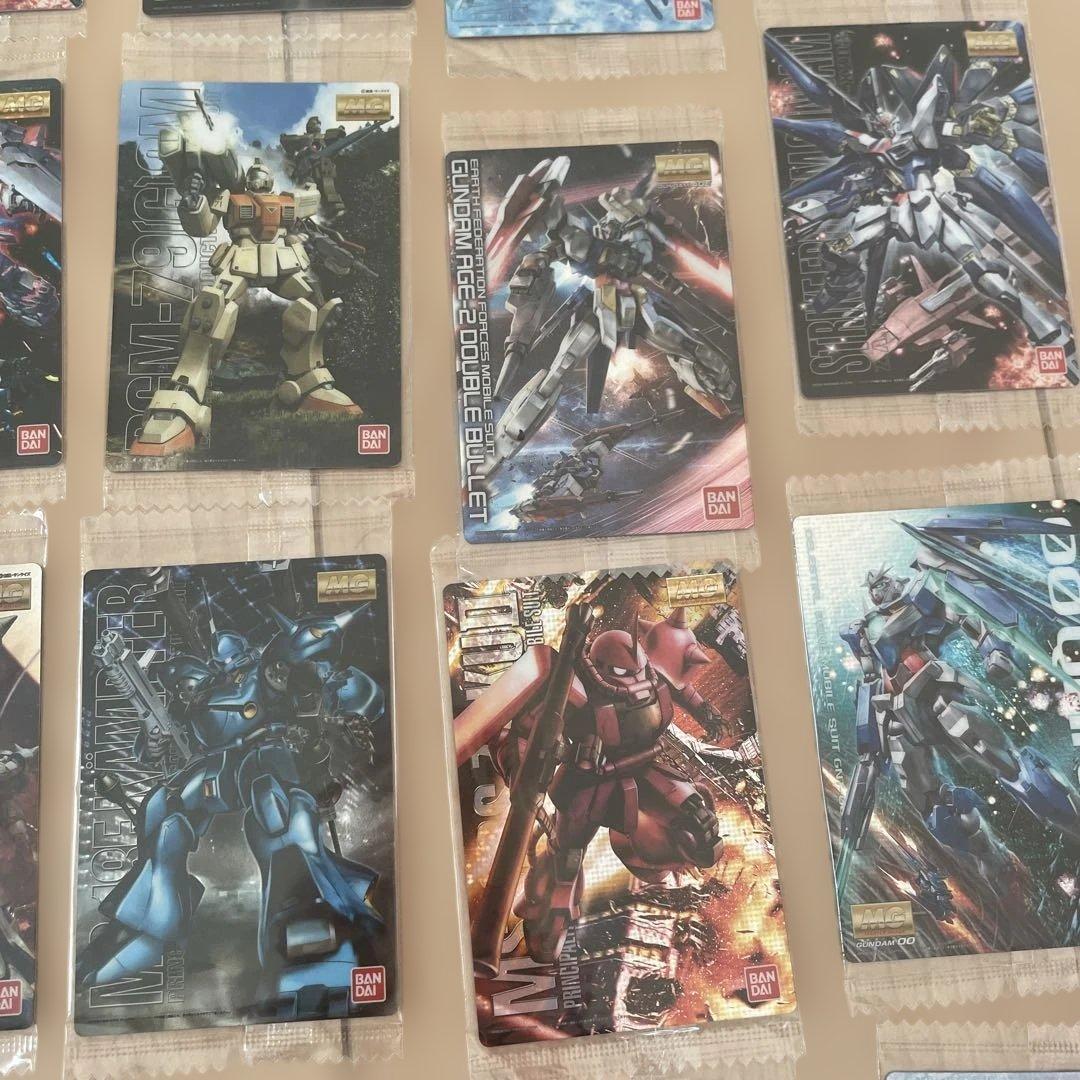 GUNDAM ガンプラ パッケージアートコレクション 74枚まとめ売り。27