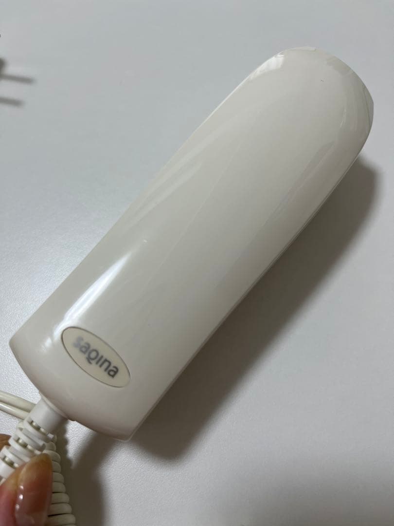 【サキナ】ルネ 美顔器 持ち運び可能