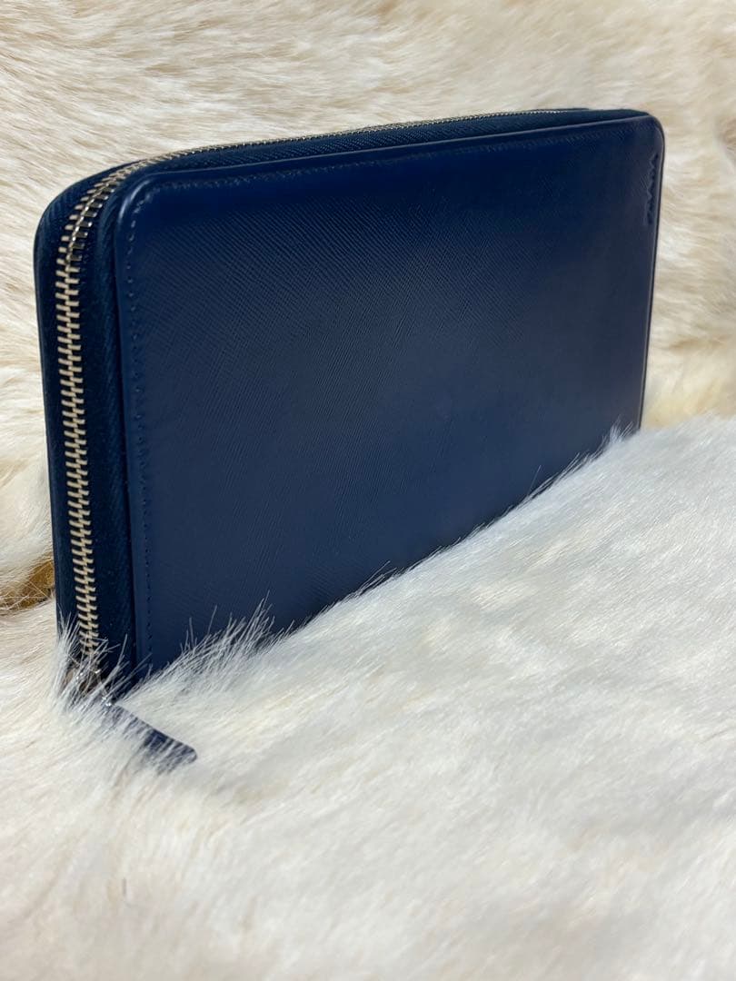 佐*大様 【美品】✨PRADA プラダ　サフィアーノレザー　ラウンドジップ　オー