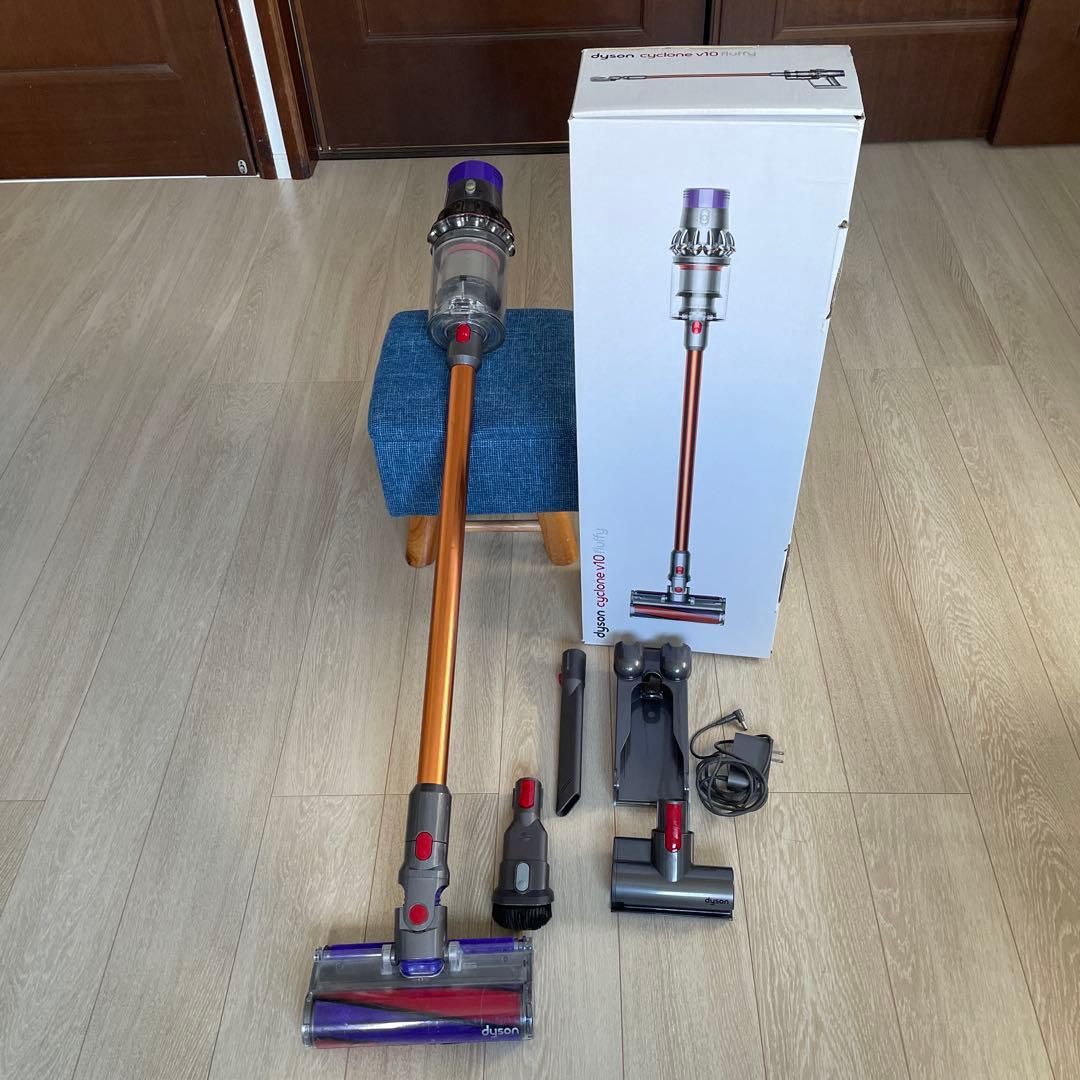 ダイソン Dyson V10 動作確認済み　外箱＆付属品付き