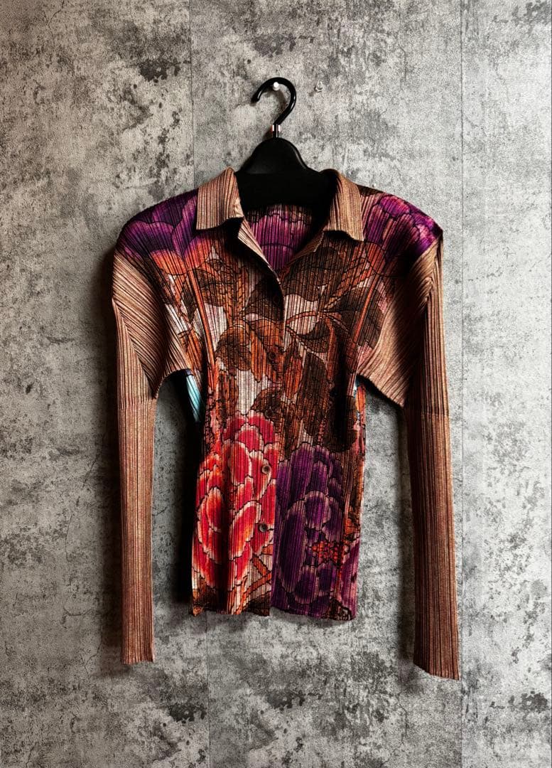 プリーツプリーズ　長袖 牡丹 花柄