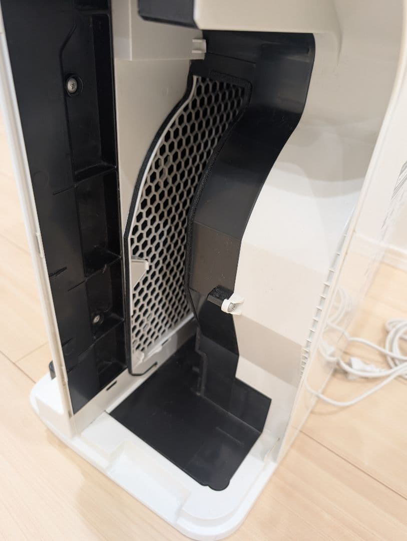 ダイキン Daikin ２０２０年製 MCK70XJ-W 空気清浄機　加湿機能付