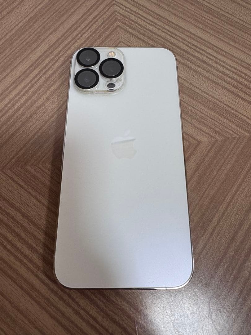 iPhone 13 Pro Max ホワイト（シルバー）256GB SiMフリー