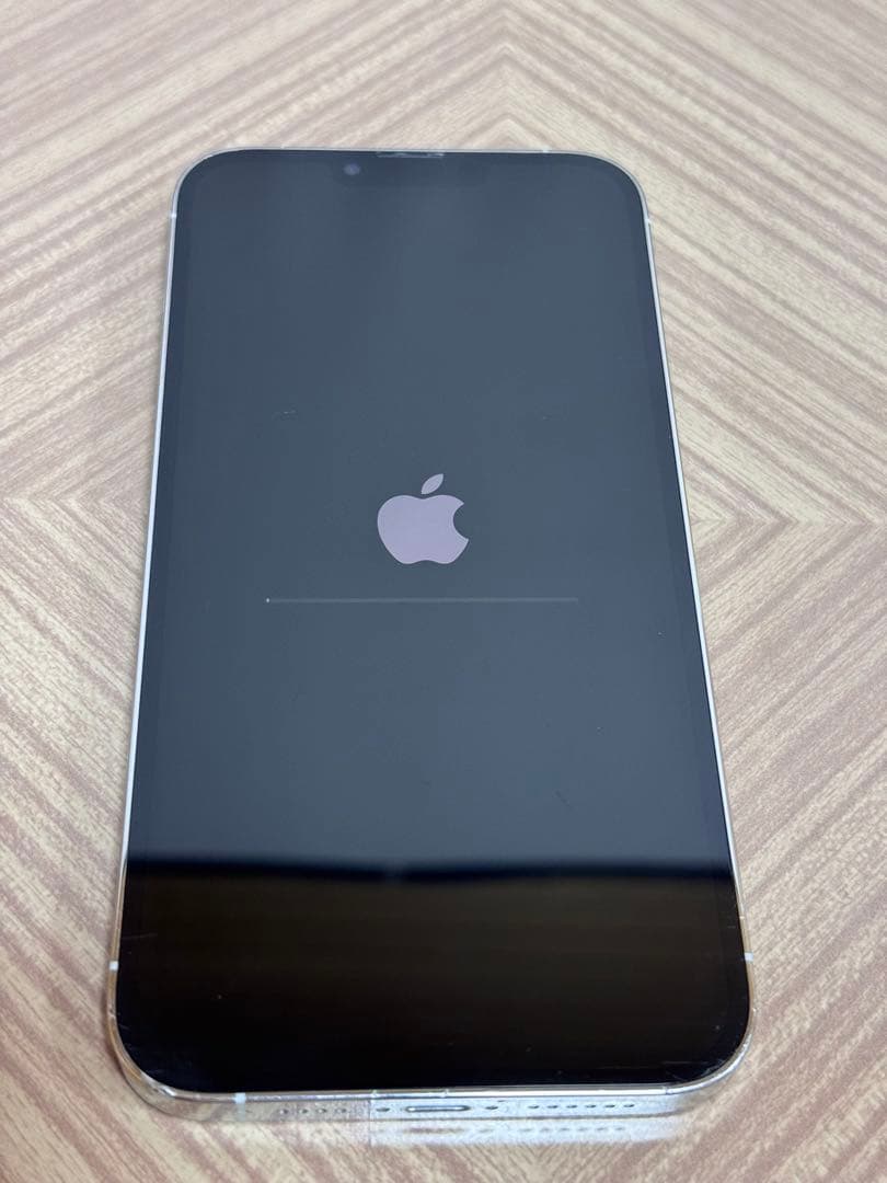 iPhone 13 Pro Max ホワイト（シルバー）256GB SiMフリー