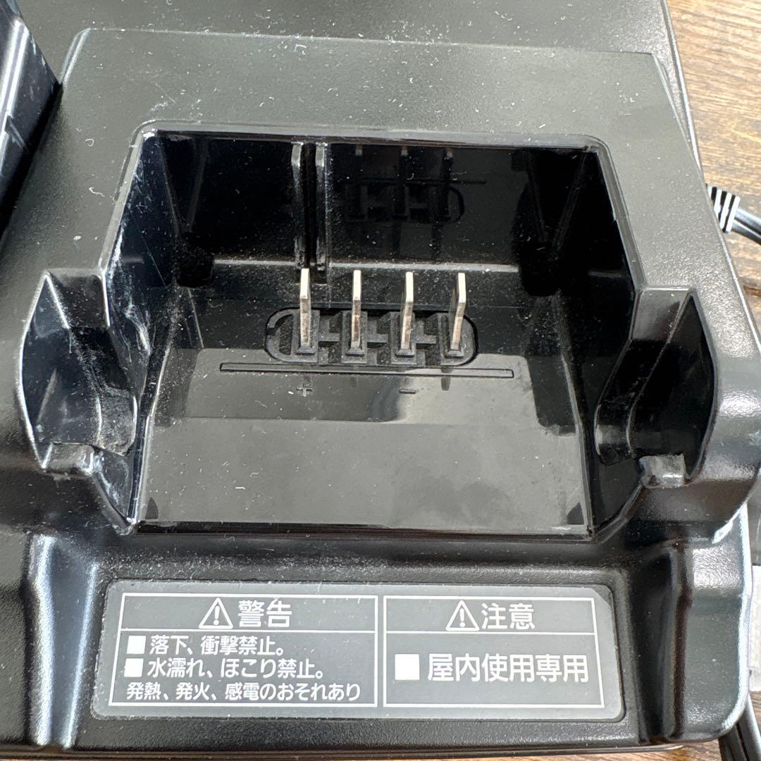 バッテリー充電器NKJ073Zパナソニック　Panasonic電動自転車用充電器