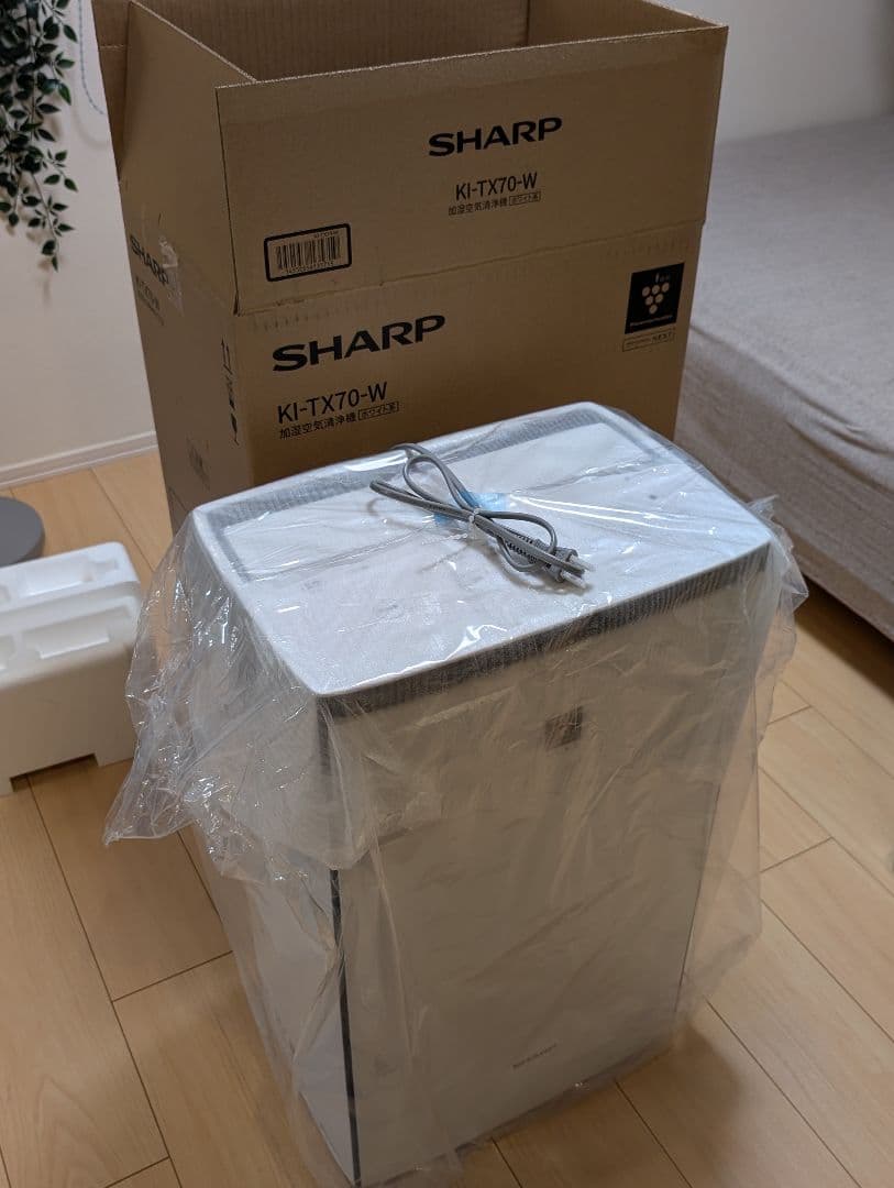 ちよ様★シャープ 加湿空気清浄機 KI-TX70-W 2024年製