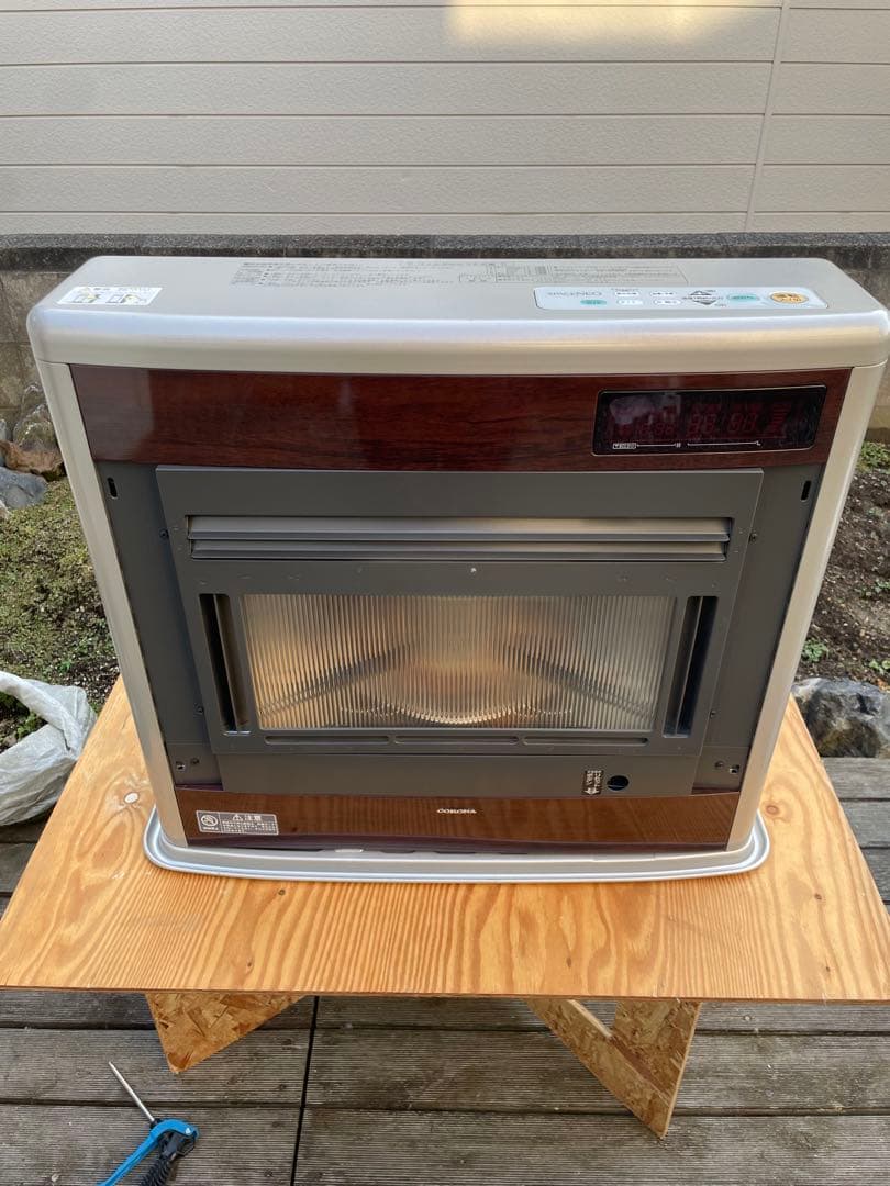コロナ灯油ストーブ　FF-SG6814K