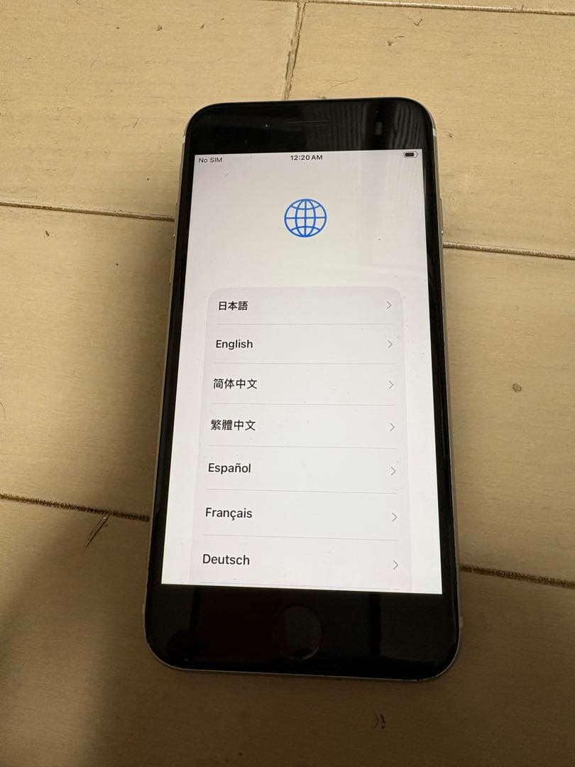 iPhone SE2 64GB 背面ガラス割れ