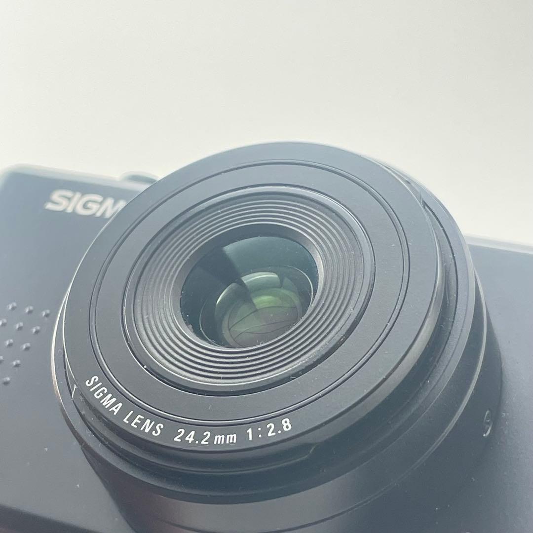 【動作・返品保証】SIGMA DP2 Foveon コンパクトデジタルカメラ