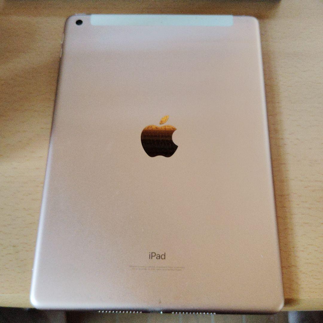 Apple iPad (第6世代) 本体