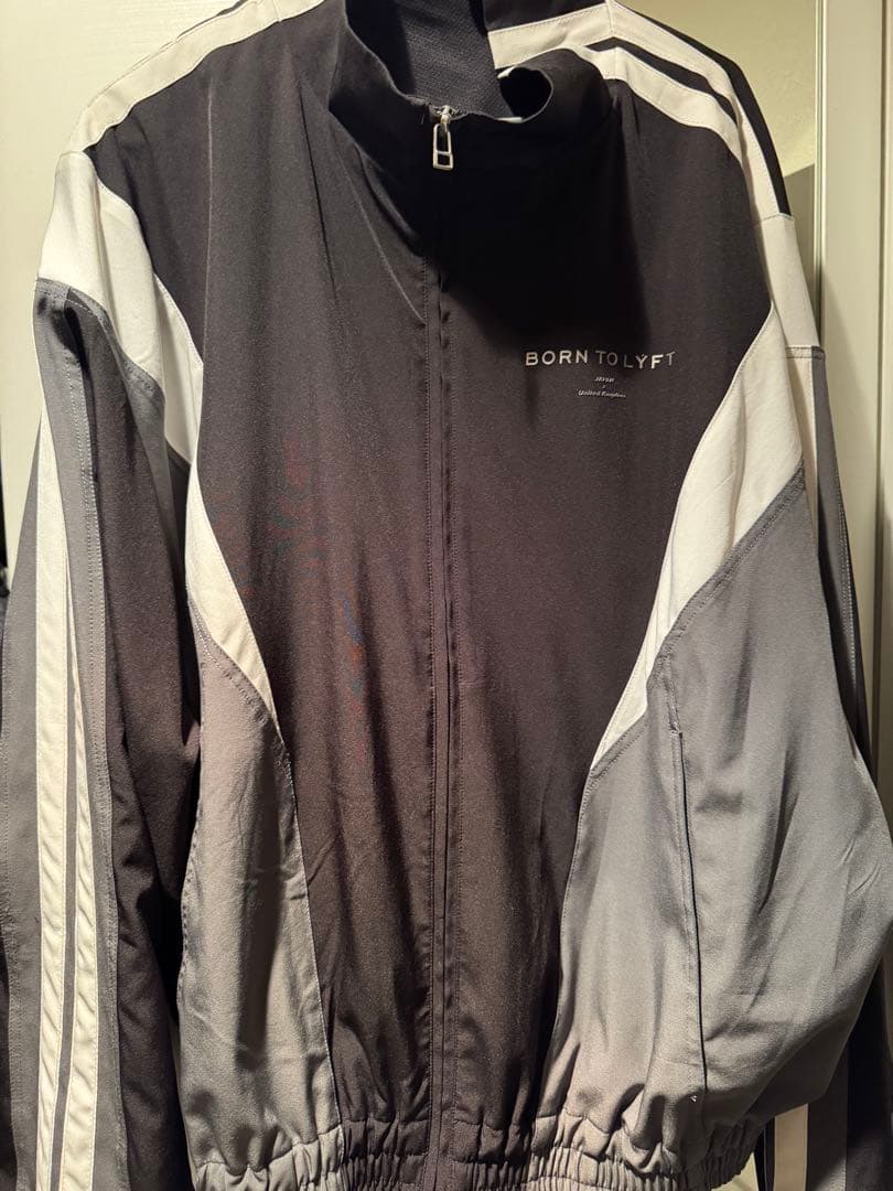 t*a様 LYFT トレーニングウェア