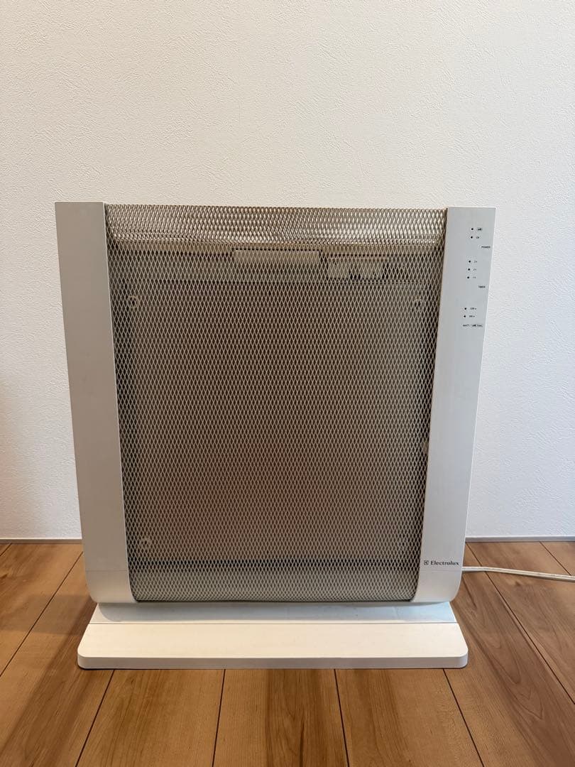 Electrolux エレクトロラックス パネルヒーター