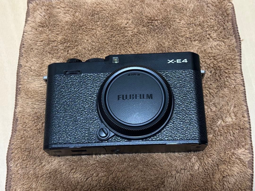 デジタルカメラ Fujifilm X-E4