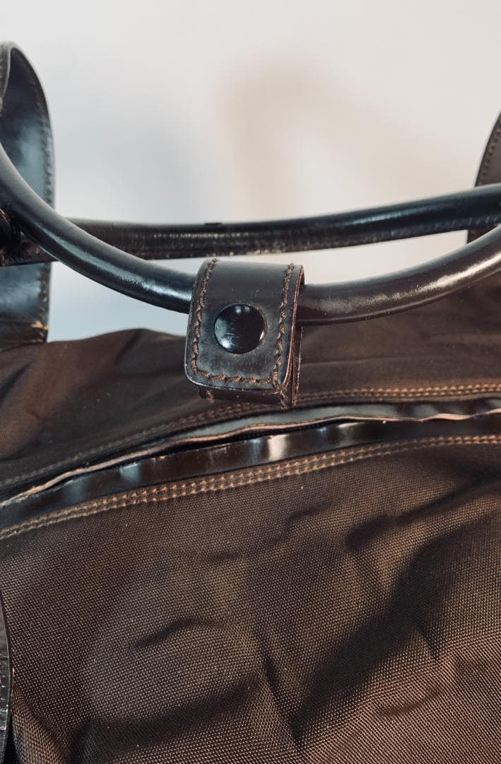 Gucci 茶色いナイロン製トートバッグ