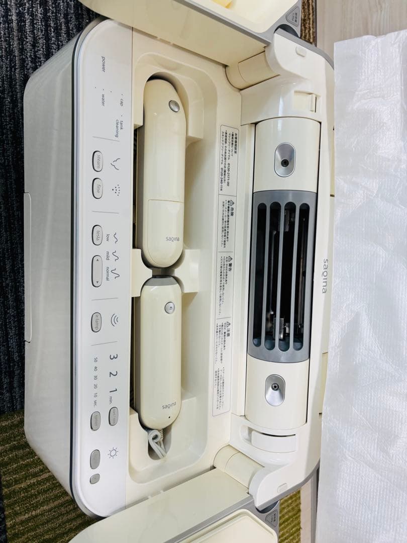 値下げ　美品　送料無料！saqinabijou サキナビジュー　高級美顔器