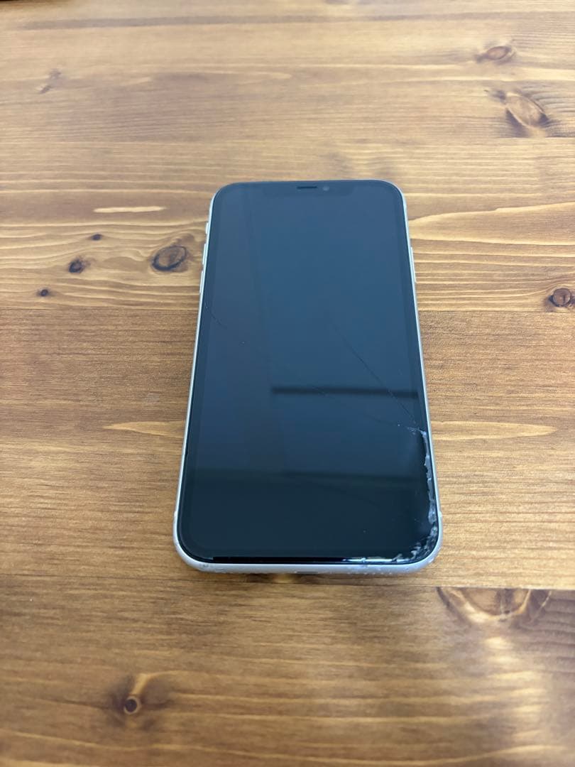 iPhone11 64GB 画面割れあり修復歴ありジャンク扱い バッテリー75%