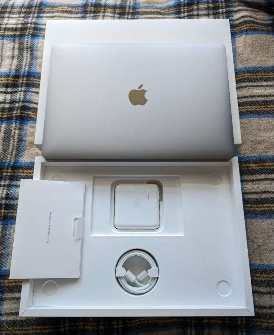 MacBook本体 MacBookPro 13inch 16GB 1TB Win11Pro
