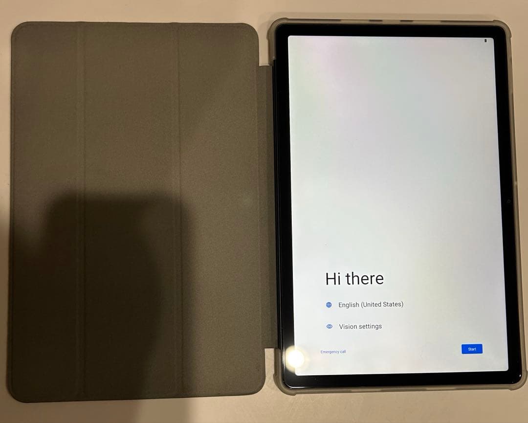 ALLODOCUBE iPlay60 Pro タブレット本体（ケースカバー付）