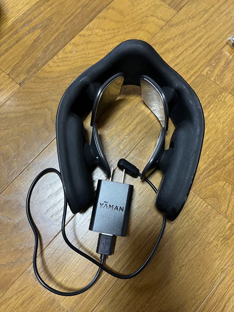 ヤーマン　美顔器　メディリフト　首
