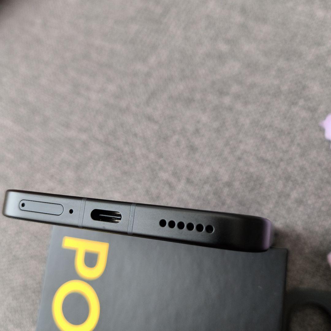 POCO F7 ブラック 12GB RAM 512GB 使用歴浅　社外ケース付