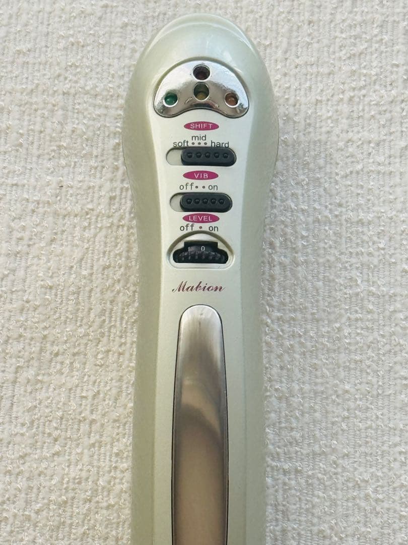 ミューフル美顔器　EMS (マピオン Mapion)