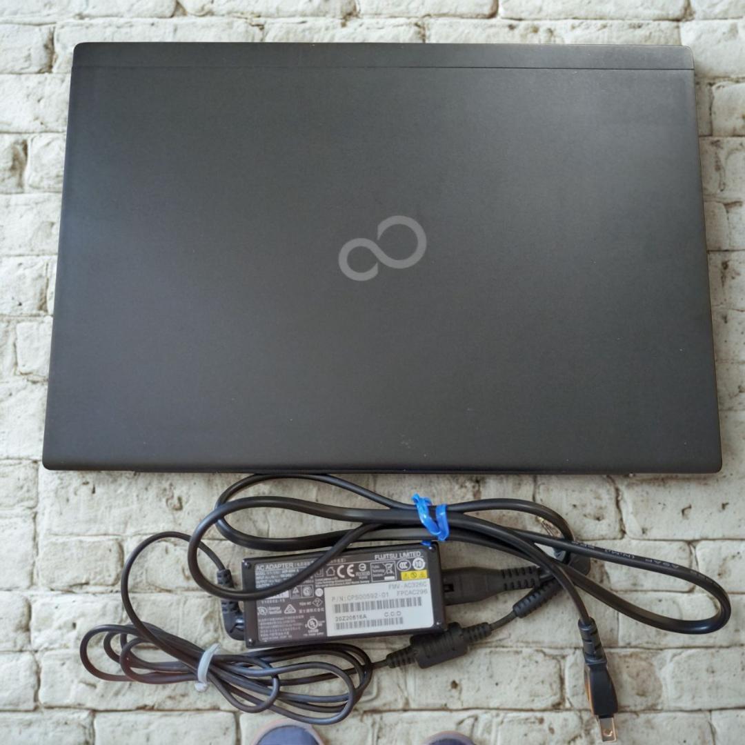 【薄型】富士通 LIFEBOOK i5 第10世代 Windows11 8GB