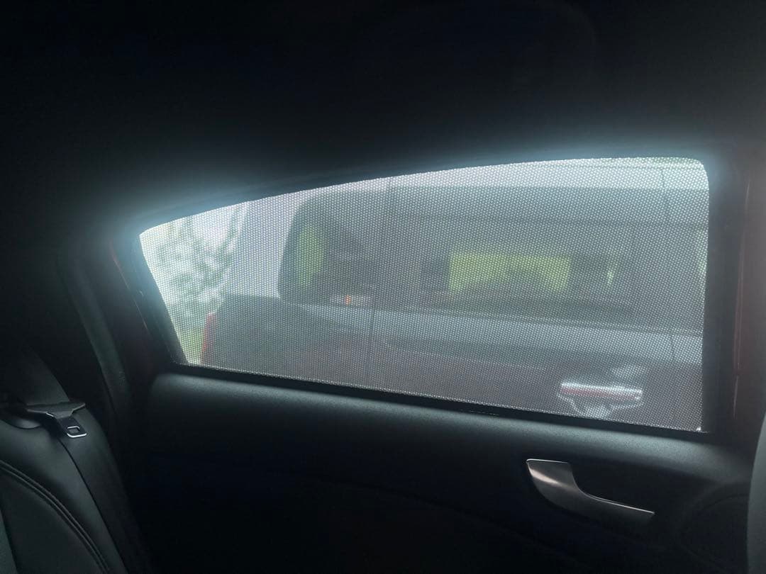 アルファロメオ　ジュリエッタ　純正サンシェードキット　クリップ付属