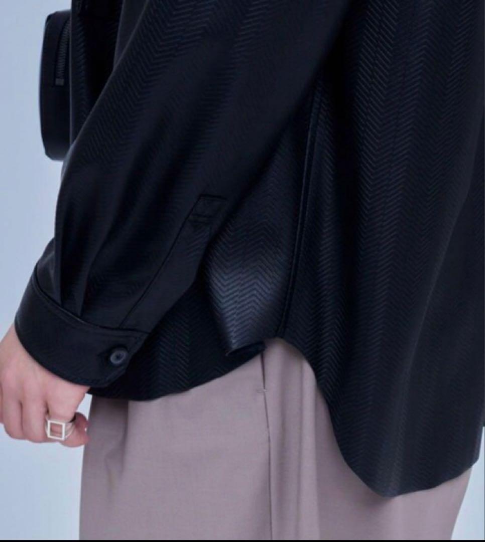 美品 ユナイテッドトウキョウ　エンボス　シンセティックレザー　シャツ　ジャケット