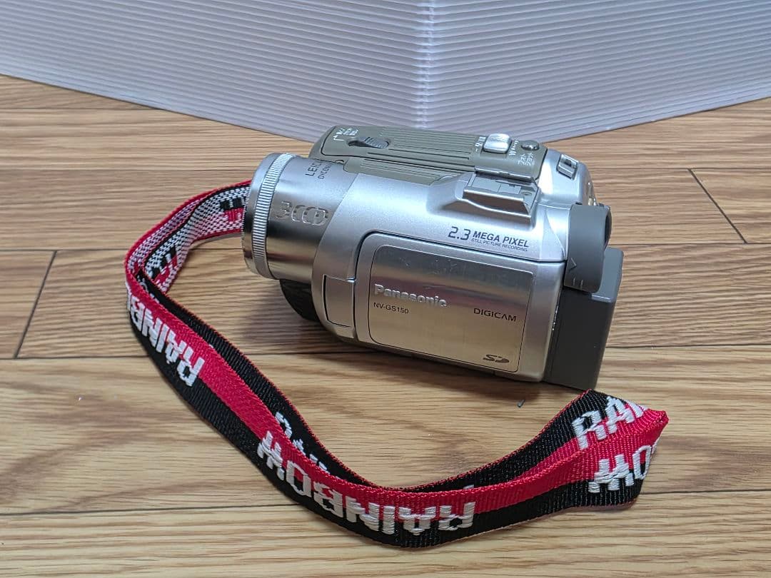 Panasonic NV-GS27 ビデオカメラ 本体と付属品（値下げ）
