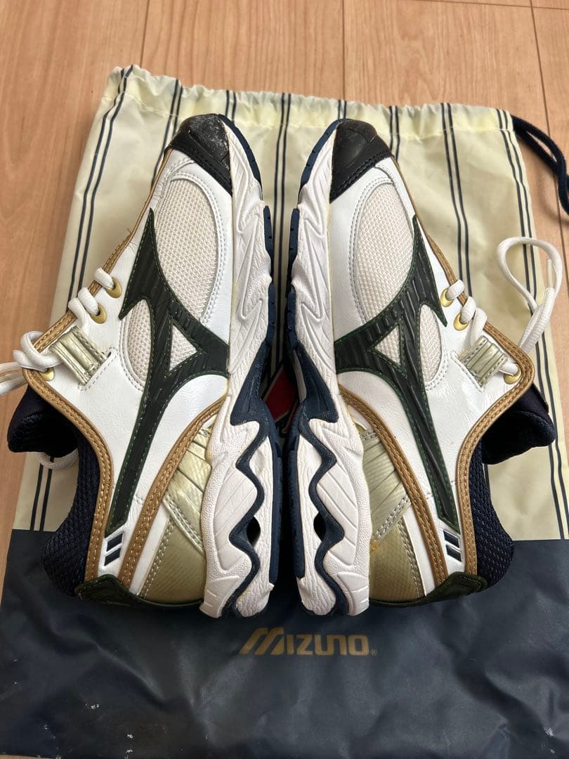 激レア！長嶋茂雄モデル　トレーニングシューズ　野球