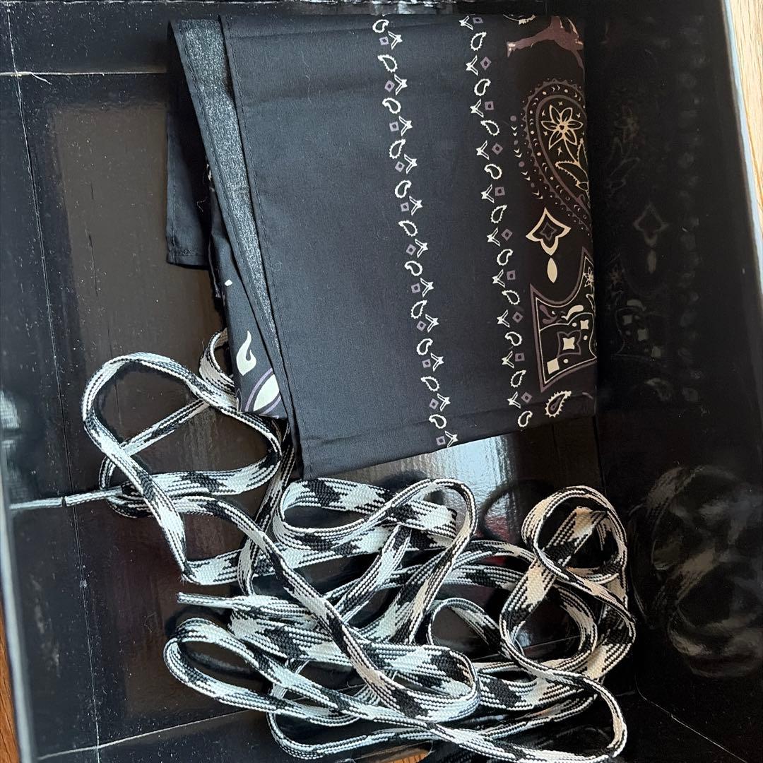 Travis Scott “Black Phantom\" 29CM