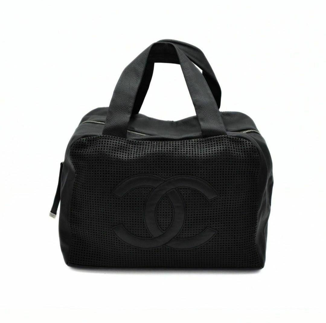 CHANEL パンチングレザーデカココバッ
