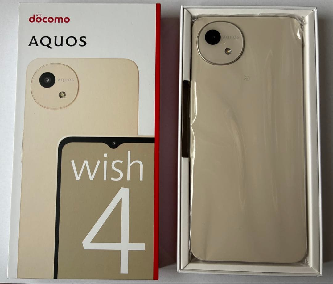 【新品未使用】AQUOS wish 4 ホワイト　docomo