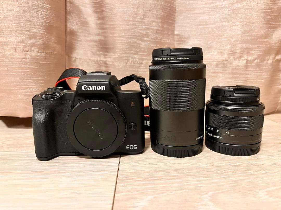 デジタルカメラ EOS Kiss M