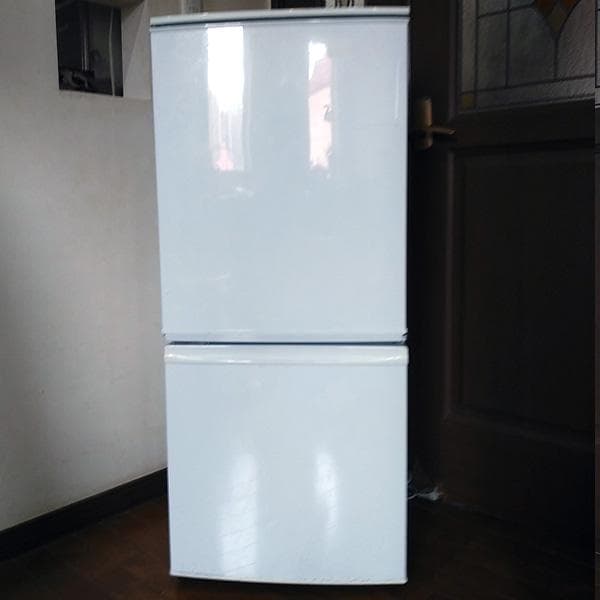 マサキー　SHARP 137L 2ドア冷凍冷蔵庫 2015年